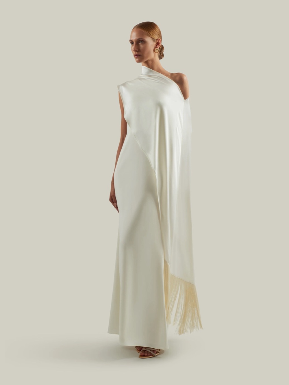 Taller Marmo Berenson caped crêpe cady gown